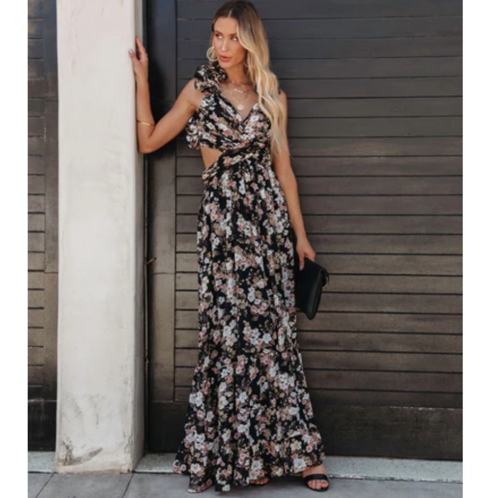Maxi floral dress with cutouts